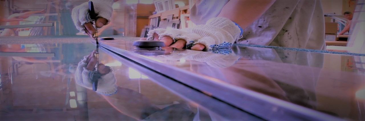 Slider, Glass Cutting Service in North London
